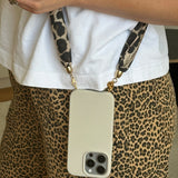 Silicone Case Sand · iPhone 16